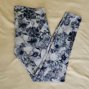 Fabletics Blue and White Midrise Powerhold Leggings